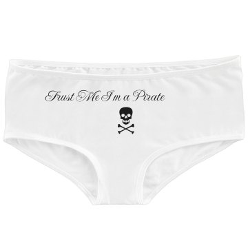 Trust Me I'm a Pirate Bella Hotshort