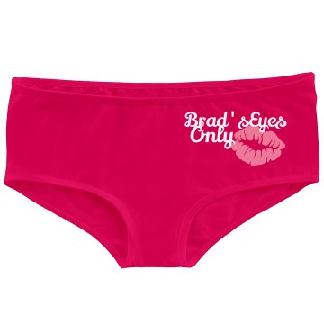 Brad's Eyes Only Bella Hotshort