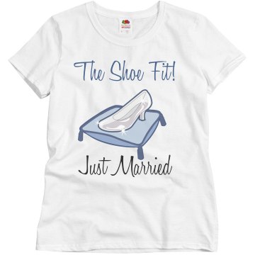 The Shoe Fit Just Married Misses Relaxed Fit Basic Gildan Heavy Cotton Tee